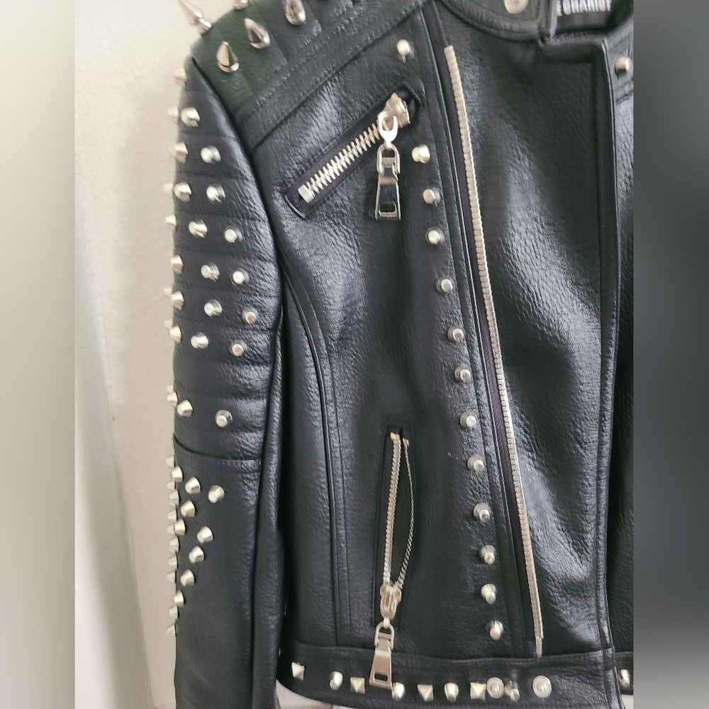 Leather jacket - Picture 5 of 8